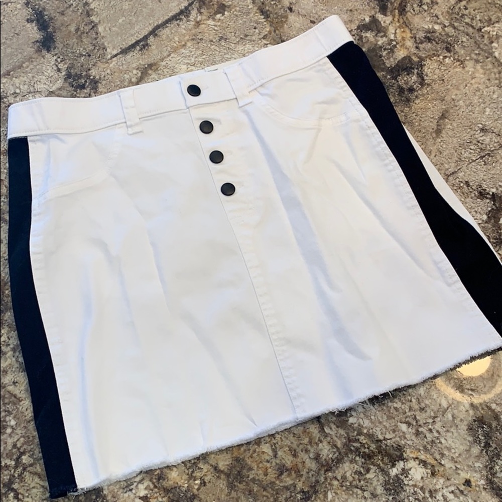 HUE mini skirt
